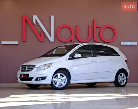 Белый Мерседес Б-класс, объемом двигателя 2 л и пробегом 170 тыс. км за 6900 $, фото 1 на Automoto.ua