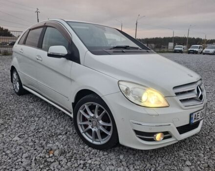 Мерседес Б-класс 2010 в Каменское - Днепродзержинск на Automoto.ua Белый Мерседес Б-класс, объемом двигателя 1.7 л и пробегом 87 тыс. км за 6999 $, фото 1 на Automoto.ua