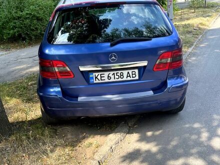 Мерседес Б-клас 2010 у Запоріжжя на Automoto.ua Білий Мерседес Б-клас, об'ємом двигуна 2 л та пробігом 357 тис. км за 7660 $, фото 1 на Automoto.ua
