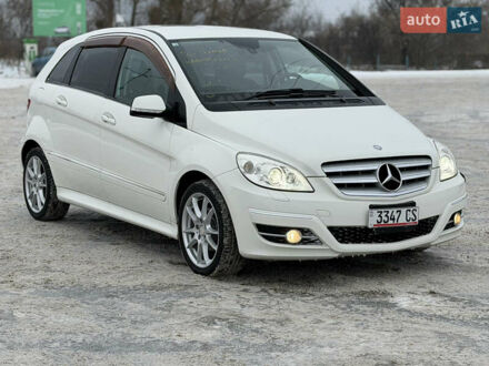 Білий Мерседес Б-клас, об'ємом двигуна 1.7 л та пробігом 34 тис. км за 9300 $, фото 1 на Automoto.ua
