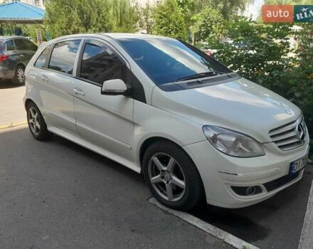 Белый Мерседес Б-класс, объемом двигателя 1.99 л и пробегом 230 тыс. км за 6900 $, фото 1 на Automoto.ua