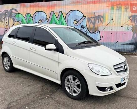 Белый Мерседес Б-класс, объемом двигателя 1.7 л и пробегом 193 тыс. км за 8700 $, фото 1 на Automoto.ua