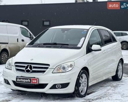 Белый Мерседес Б-класс, объемом двигателя 1.7 л и пробегом 100 тыс. км за 8740 $, фото 1 на Automoto.ua