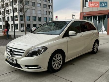 Білий Мерседес Б-клас, об'ємом двигуна 1.6 л та пробігом 129 тис. км за 11500 $, фото 1 на Automoto.ua