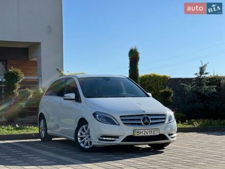 Білий Мерседес Б-клас, об'ємом двигуна 1.6 л та пробігом 133 тис. км за 10900 $, фото 1 на Automoto.ua