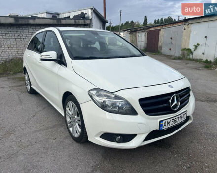 Білий Мерседес Б-клас, об'ємом двигуна 1.8 л та пробігом 158 тис. км за 11500 $, фото 1 на Automoto.ua
