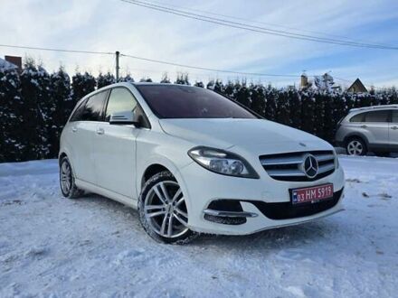 Білий Мерседес Б-клас, об'ємом двигуна 0 л та пробігом 125 тис. км за 9350 $, фото 1 на Automoto.ua