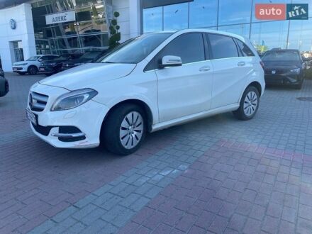 Білий Мерседес Б-клас, об'ємом двигуна 0 л та пробігом 97 тис. км за 8400 $, фото 1 на Automoto.ua