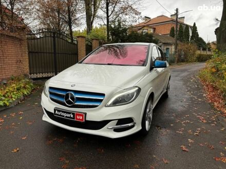 Белый Мерседес Б-класс, объемом двигателя 0 л и пробегом 120 тыс. км за 9440 $, фото 1 на Automoto.ua