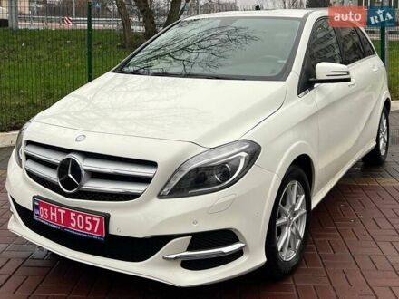 Белый Мерседес Б-класс, объемом двигателя 0 л и пробегом 96 тыс. км за 10999 $, фото 1 на Automoto.ua