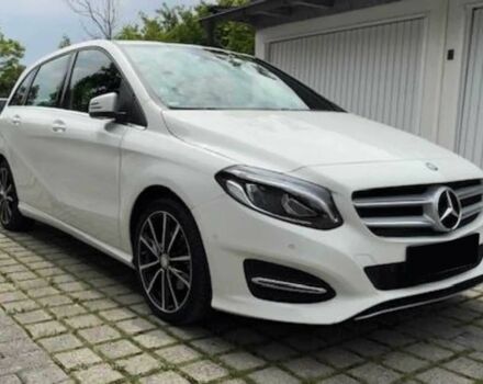 Білий Мерседес Б-клас, об'ємом двигуна 2.2 л та пробігом 75 тис. км за 3500 $, фото 1 на Automoto.ua