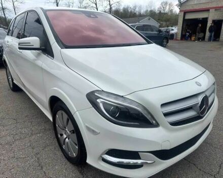 Білий Мерседес Б-клас, об'ємом двигуна 0 л та пробігом 72 тис. км за 7000 $, фото 1 на Automoto.ua