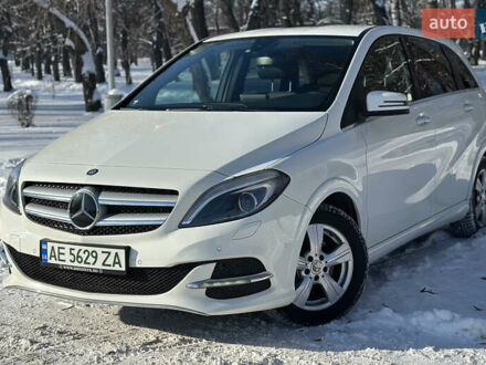 Білий Мерседес Б-клас, об'ємом двигуна 0 л та пробігом 68 тис. км за 13300 $, фото 1 на Automoto.ua