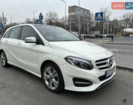Белый Мерседес Б-класс, объемом двигателя 1.99 л и пробегом 60 тыс. км за 17200 $, фото 1 на Automoto.ua