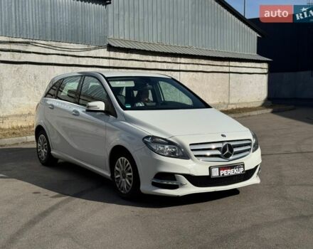 Белый Мерседес Б-класс, объемом двигателя 1.99 л и пробегом 158 тыс. км за 11999 $, фото 1 на Automoto.ua