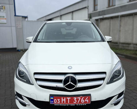 Білий Мерседес Б-клас, об'ємом двигуна 0 л та пробігом 96 тис. км за 9600 $, фото 1 на Automoto.ua