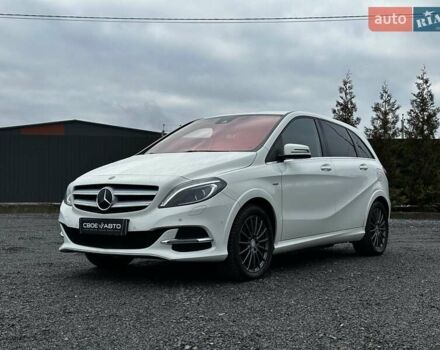 Белый Мерседес Б-класс, объемом двигателя 0 л и пробегом 47 тыс. км за 10699 $, фото 1 на Automoto.ua