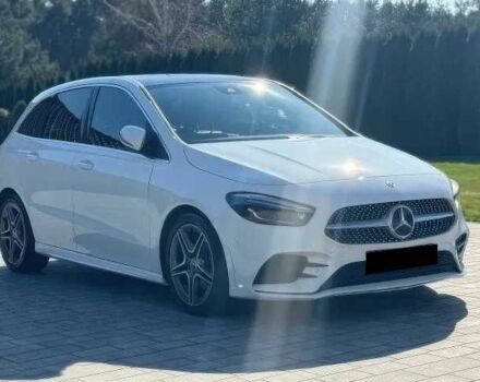 Белый Мерседес Б-класс, объемом двигателя 2 л и пробегом 89 тыс. км за 4500 $, фото 1 на Automoto.ua