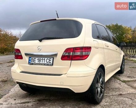 Бежевий Мерседес Б-клас, об'ємом двигуна 1.99 л та пробігом 199 тис. км за 7800 $, фото 2 на Automoto.ua
