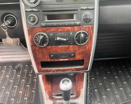 Бежевый Мерседес Б-класс, объемом двигателя 2 л и пробегом 199 тыс. км за 7500 $, фото 6 на Automoto.ua