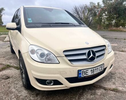 Бежевый Мерседес Б-класс, объемом двигателя 2 л и пробегом 199 тыс. км за 7500 $, фото 1 на Automoto.ua