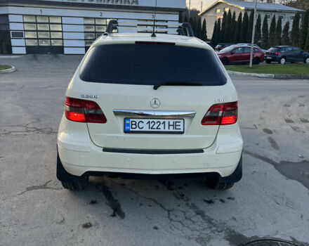 Бежевый Мерседес Б-класс, объемом двигателя 1.99 л и пробегом 220 тыс. км за 8300 $, фото 2 на Automoto.ua