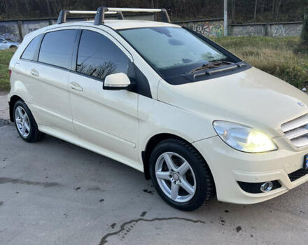 Бежевый Мерседес Б-класс, объемом двигателя 1.99 л и пробегом 220 тыс. км за 8300 $, фото 4 на Automoto.ua