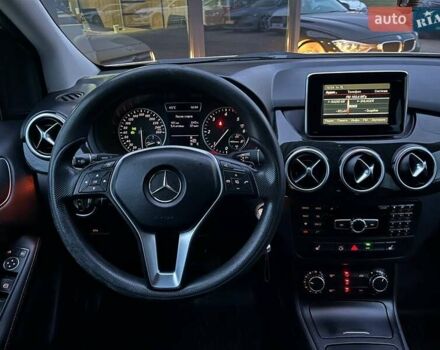 Бежевый Мерседес Б-класс, объемом двигателя 1.46 л и пробегом 318 тыс. км за 10790 $, фото 13 на Automoto.ua