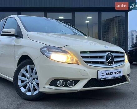 Бежевый Мерседес Б-класс, объемом двигателя 1.46 л и пробегом 318 тыс. км за 10790 $, фото 1 на Automoto.ua