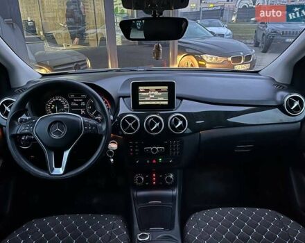 Бежевый Мерседес Б-класс, объемом двигателя 1.46 л и пробегом 318 тыс. км за 10790 $, фото 12 на Automoto.ua