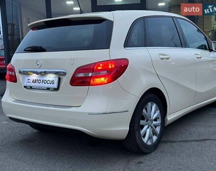 Бежевый Мерседес Б-класс, объемом двигателя 1.46 л и пробегом 318 тыс. км за 10790 $, фото 7 на Automoto.ua