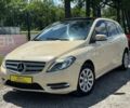 Бежевий Мерседес Б-клас, об'ємом двигуна 1.5 л та пробігом 240 тис. км за 9900 $, фото 1 на Automoto.ua