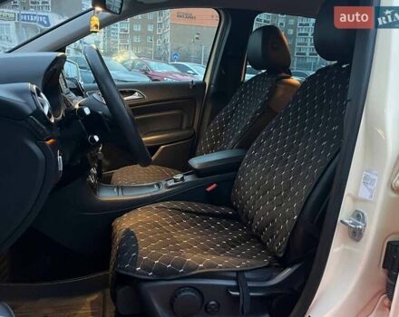 Бежевый Мерседес Б-класс, объемом двигателя 1.46 л и пробегом 318 тыс. км за 10790 $, фото 8 на Automoto.ua