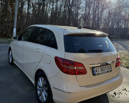 Бежевий Мерседес Б-клас, об'ємом двигуна 1.5 л та пробігом 318 тис. км за 10500 $, фото 4 на Automoto.ua