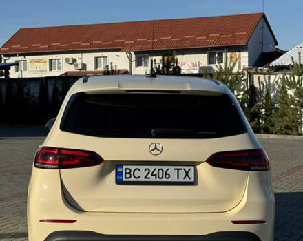 Бежевый Мерседес Б-класс, объемом двигателя 1.5 л и пробегом 206 тыс. км за 17800 $, фото 1 на Automoto.ua