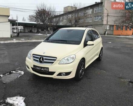 Бежевый Мерседес Б-класс, объемом двигателя 1.99 л и пробегом 200 тыс. км за 7900 $, фото 1 на Automoto.ua