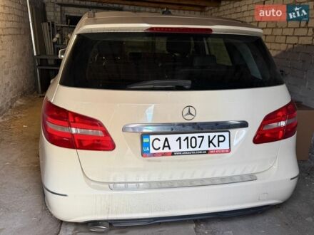 Бежевый Мерседес Б-класс, объемом двигателя 1.8 л и пробегом 358 тыс. км за 5500 $, фото 1 на Automoto.ua