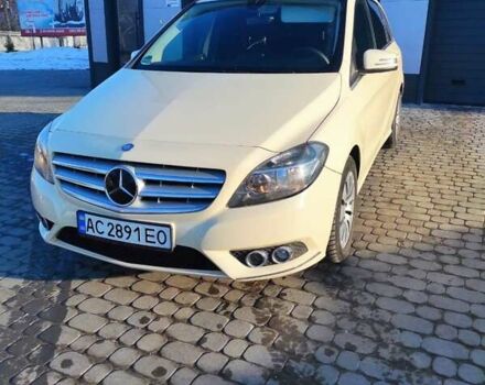 Бежевый Мерседес Б-класс, объемом двигателя 1.5 л и пробегом 360 тыс. км за 9000 $, фото 1 на Automoto.ua