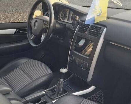 Черный Мерседес Б-класс, объемом двигателя 1.7 л и пробегом 234 тыс. км за 6000 $, фото 39 на Automoto.ua