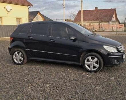 Черный Мерседес Б-класс, объемом двигателя 1.7 л и пробегом 234 тыс. км за 6000 $, фото 7 на Automoto.ua