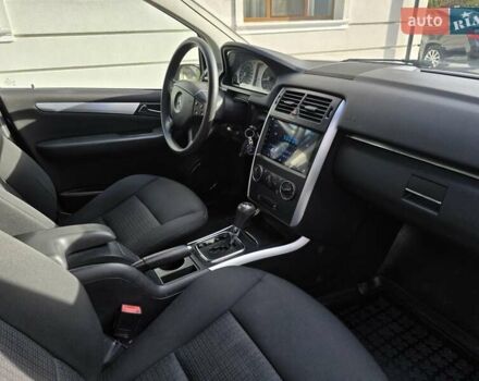 Черный Мерседес Б-класс, объемом двигателя 1.5 л и пробегом 223 тыс. км за 6700 $, фото 24 на Automoto.ua