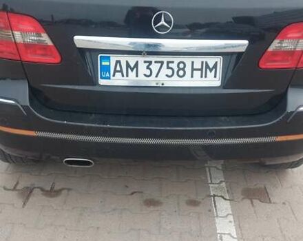 Мерседес Б-клас 2005 у Житомирі на Automoto.ua Чорний Мерседес Б-клас, об'ємом двигуна 2.03 л та пробігом 201 тис. км за 6300 $, фото 2 на Automoto.ua