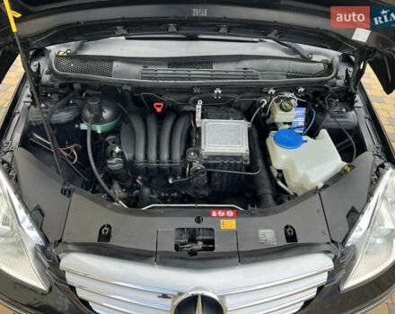 Черный Мерседес Б-класс, объемом двигателя 2.03 л и пробегом 230 тыс. км за 6150 $, фото 59 на Automoto.ua