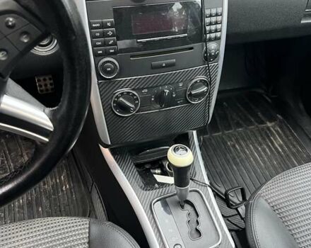 Чорний Мерседес Б-клас, об'ємом двигуна 1.99 л та пробігом 193 тис. км за 6500 $, фото 17 на Automoto.ua