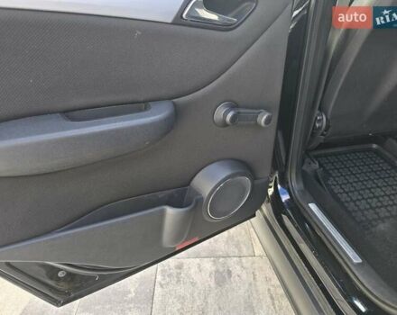 Черный Мерседес Б-класс, объемом двигателя 1.5 л и пробегом 223 тыс. км за 6700 $, фото 21 на Automoto.ua