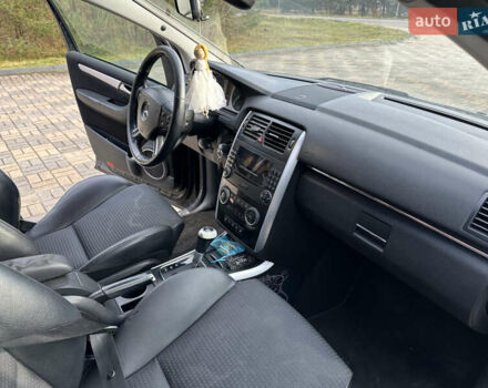 Черный Мерседес Б-класс, объемом двигателя 2 л и пробегом 315 тыс. км за 6900 $, фото 9 на Automoto.ua