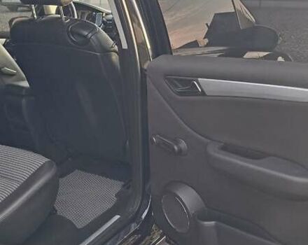 Черный Мерседес Б-класс, объемом двигателя 1.7 л и пробегом 234 тыс. км за 6000 $, фото 47 на Automoto.ua