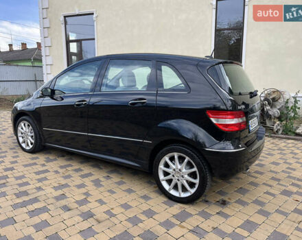 Черный Мерседес Б-класс, объемом двигателя 2.03 л и пробегом 230 тыс. км за 6150 $, фото 15 на Automoto.ua