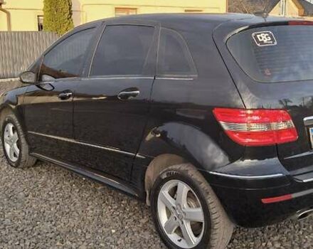 Черный Мерседес Б-класс, объемом двигателя 1.7 л и пробегом 234 тыс. км за 6000 $, фото 11 на Automoto.ua