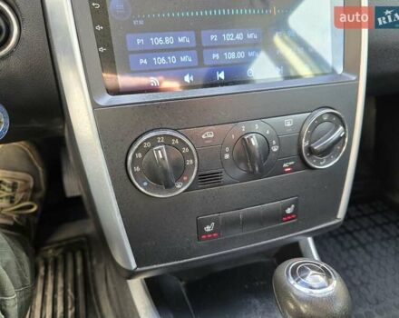 Черный Мерседес Б-класс, объемом двигателя 1.5 л и пробегом 223 тыс. км за 6700 $, фото 14 на Automoto.ua